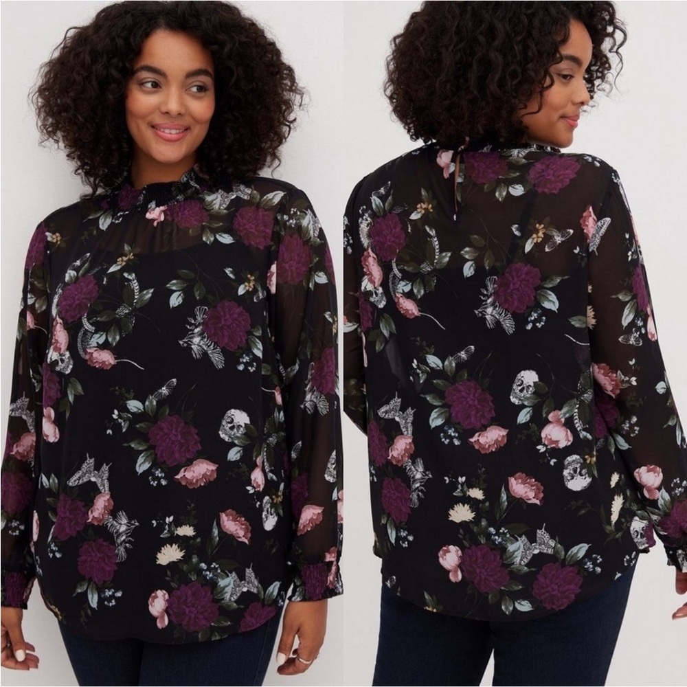 Torrid EUC Chiffon Smocked Mock Neck Blouse in Floral Black 1 / 1X / 14 - 16